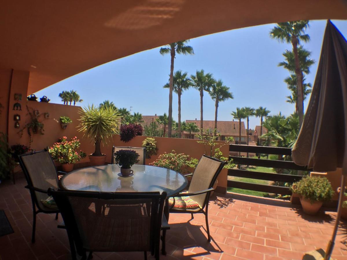 2236-Lovely Groundfloor With Pool View Casares Exteriér fotografie